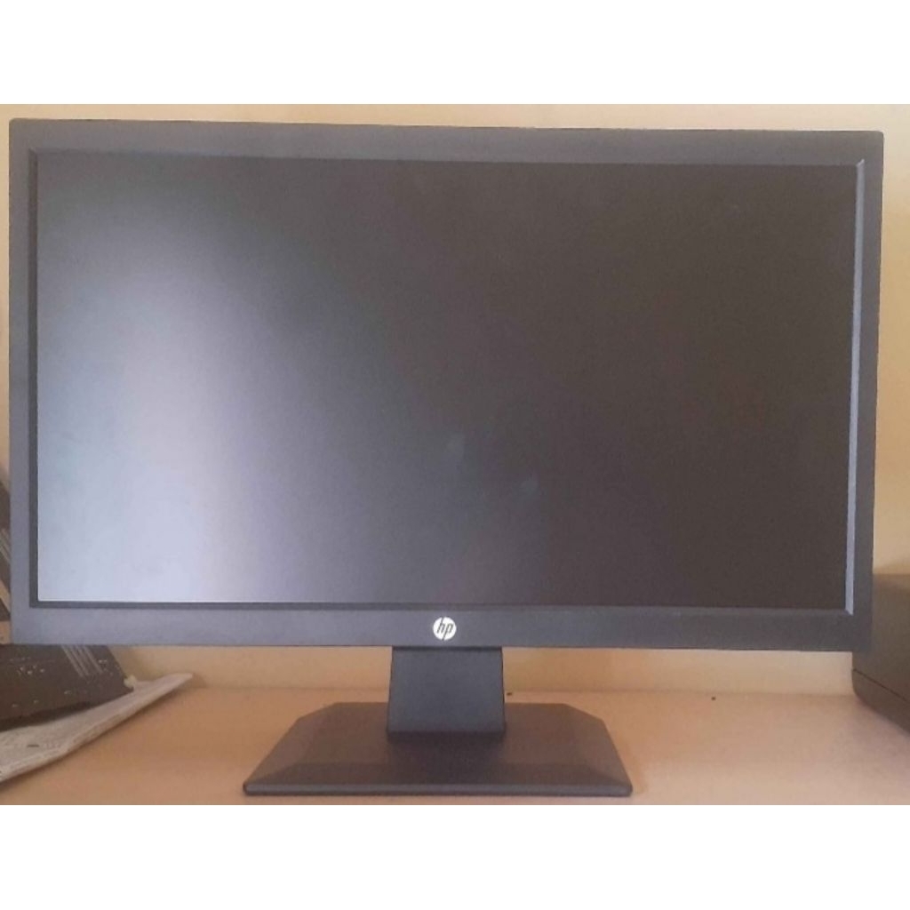 Monitor Komputer Merk HP P204v  support HDMI 19,5 inchi