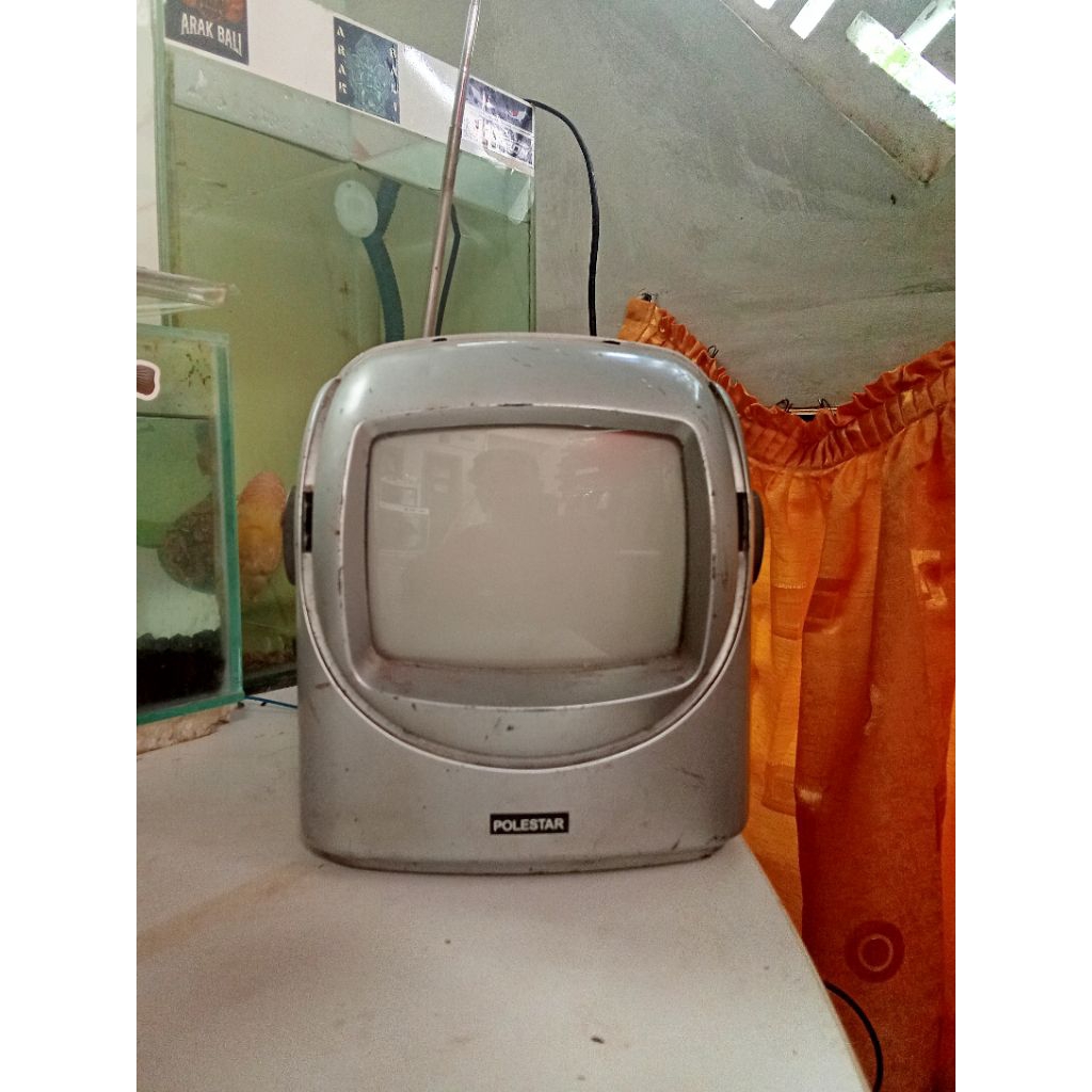 Tv dan Radio mini jadul Polestar