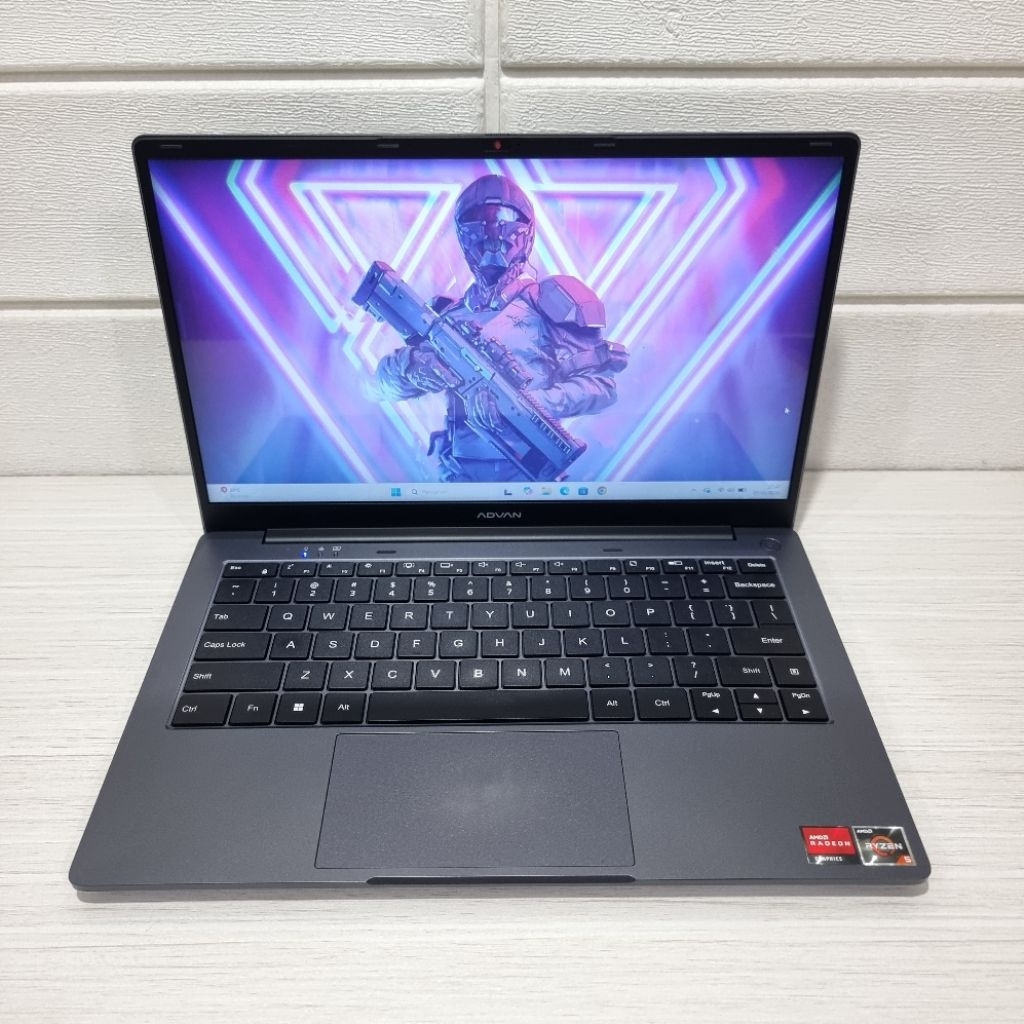 Laptop Advan Soulmate Plus AMD RYZEN 5-3500U 8GB/256GB Fullset