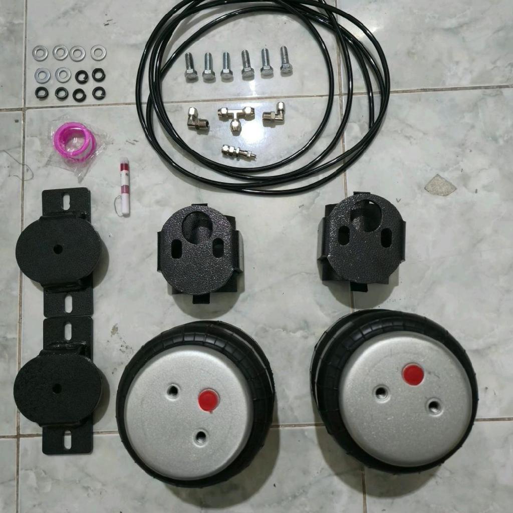 AirsusAirsus double cabin pick up modification kit.