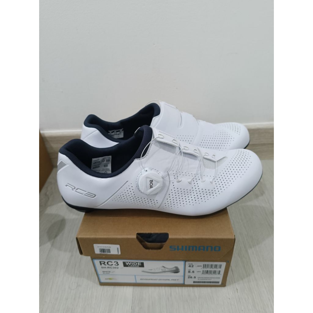 Sepatu Shimano RC3 RC302