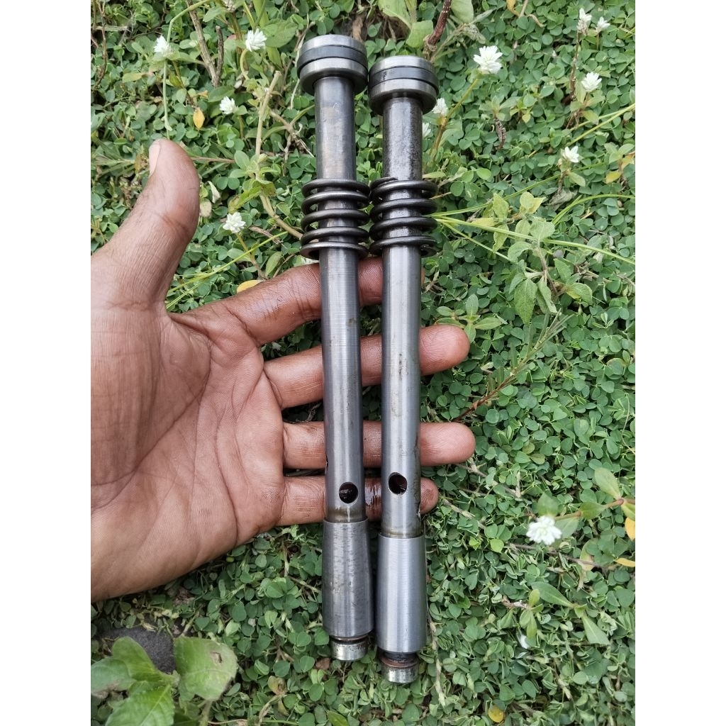 suling sok sulingan sok depan sulingan shock depan Honda CBR 150R cbr 150r old lama cbr thailand CBU