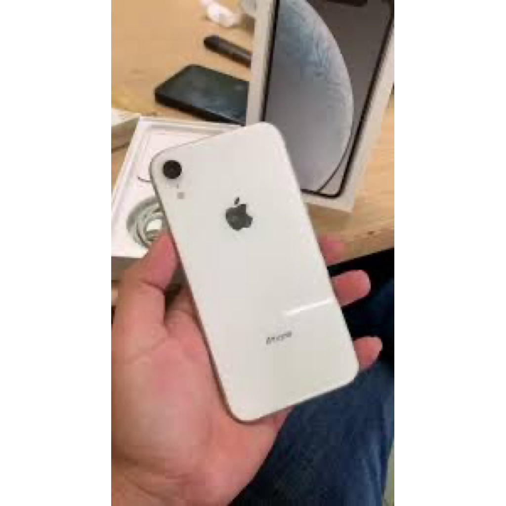 IPHONE XR 128 gb (INTER)