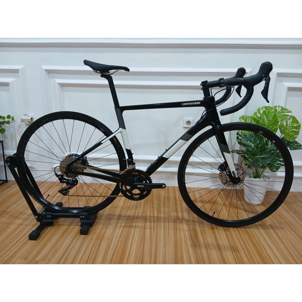 ROADBIKE CANNONDALE SUPERSIX EVO DISCBRAKE CARBON SIZE 51 SECOND