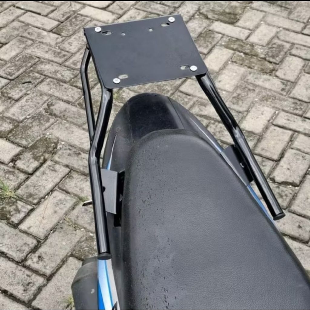 Breket Box Motor Honda Vario 110 Karbu 2006-2011 Kuat Kokoh Presisi Cocok untuk Semua Box GIVI KMI S