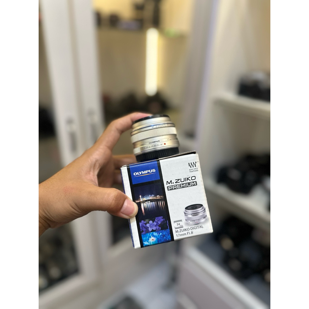 LENSA OLYMPUS PREMIUM M.ZUIKO 17MM F1.8