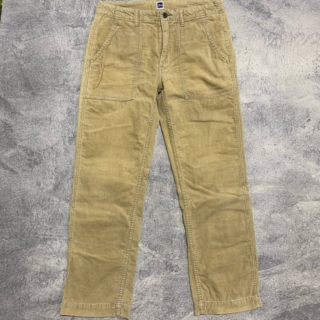 The Gap Fatigue Corduroy Pants Warna Beige