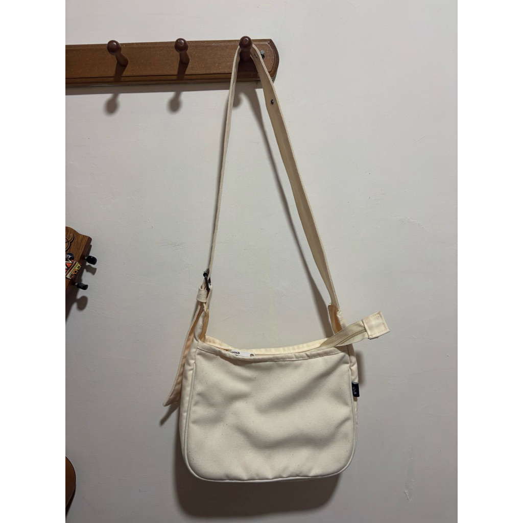 Imokey Bag slingbag ivory