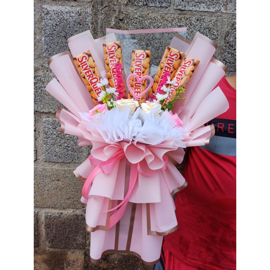 Buket cokelat buket coklat silverqueen Buket Valentine hadiah coklat buket wisuda buket ultah