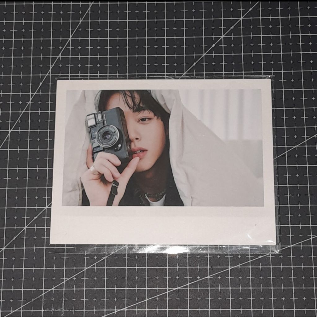 Park Jihoon Solo ex Wanna One maykit Polaroid Official