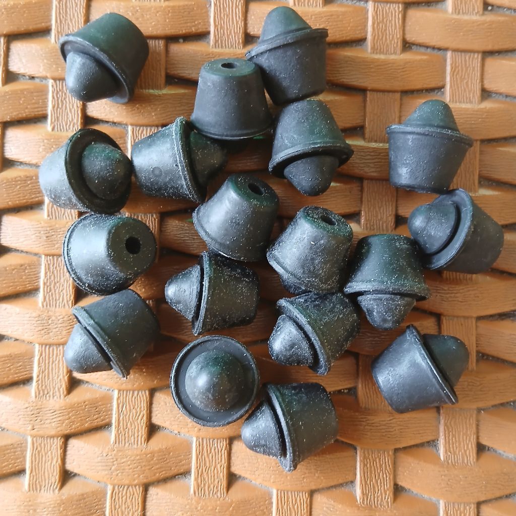 KARET GANJAL PINTU MOBIL UNIVERSA