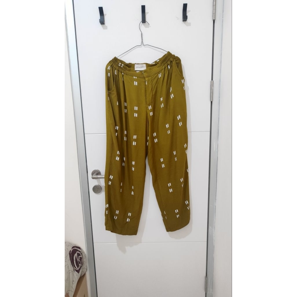 Damakara Celana Gayatri Series Olive Preloved