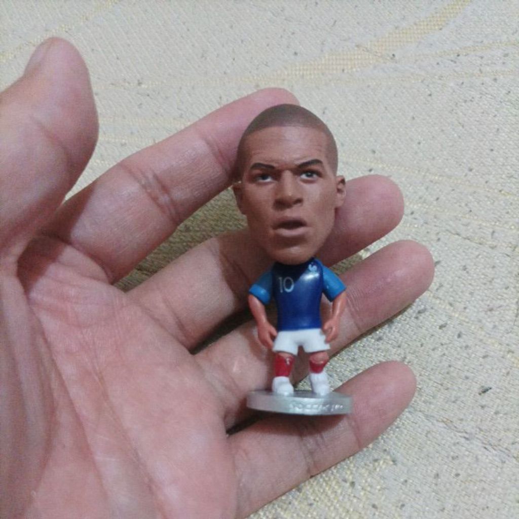 Action Figure Klyan Mbappe France Soccerwe 1st Edition | RARE