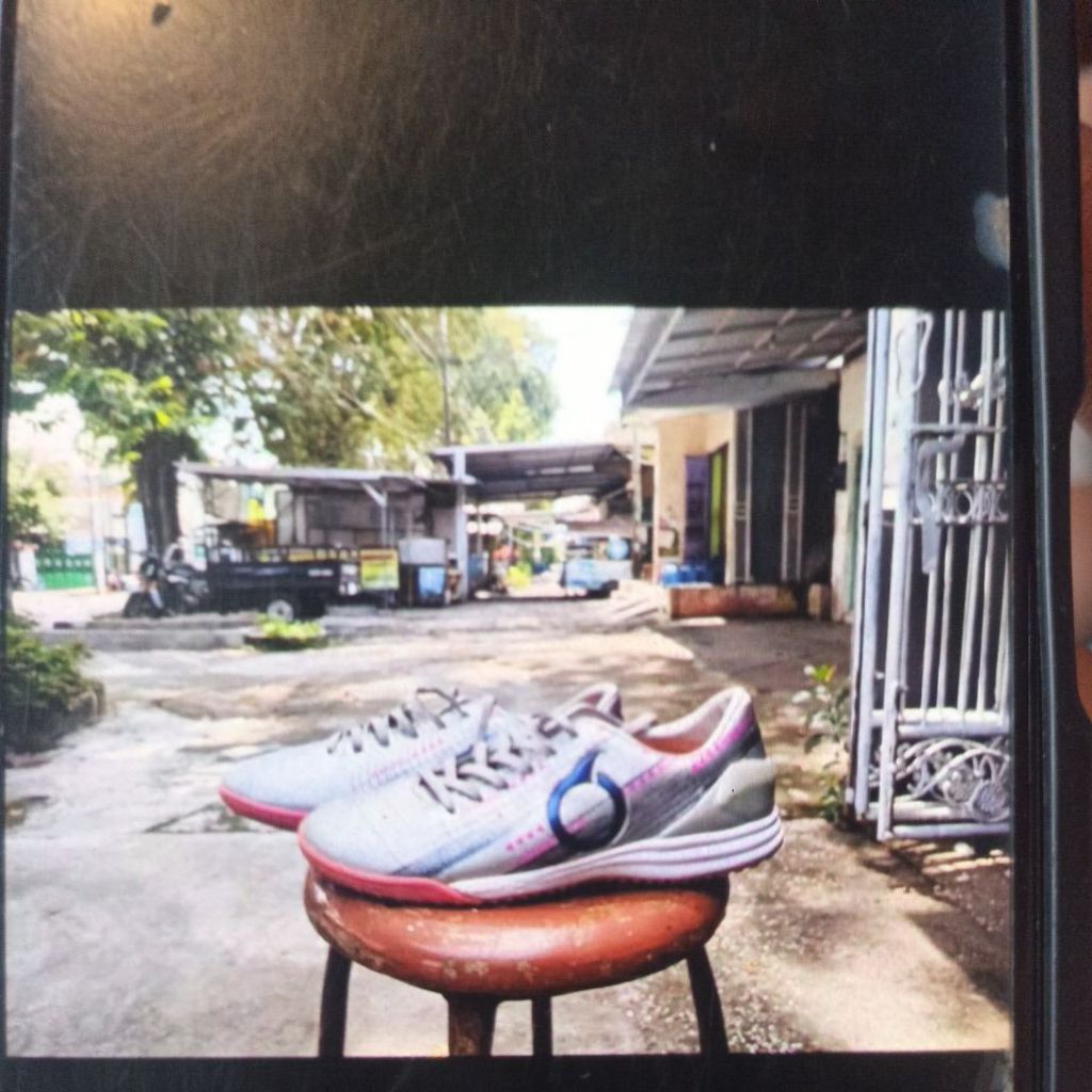 sepatu futsal catalyst Legion V2