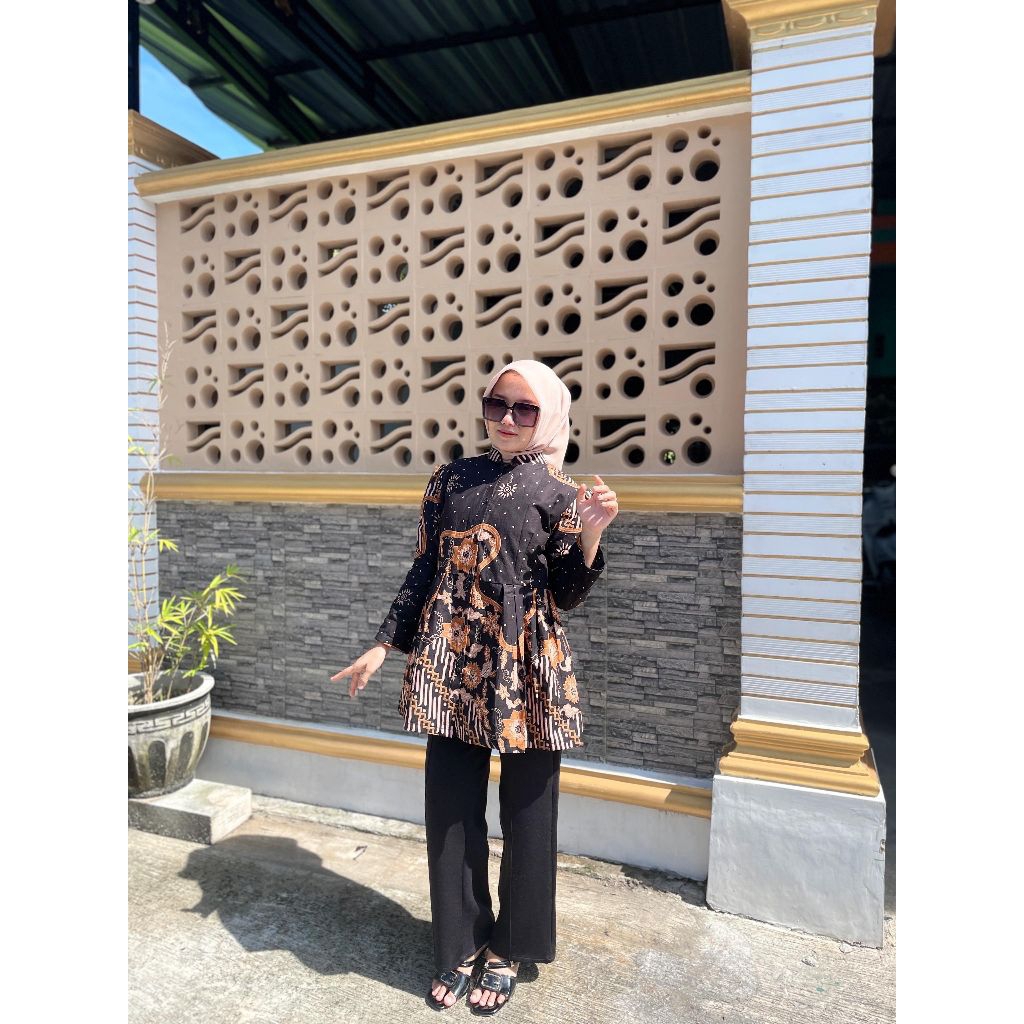 Batik Wanita Modern Blouse Motif Rintik Sekar Warna Hitam Batik Wanita Atasan Batik Kerja Wanita Baj