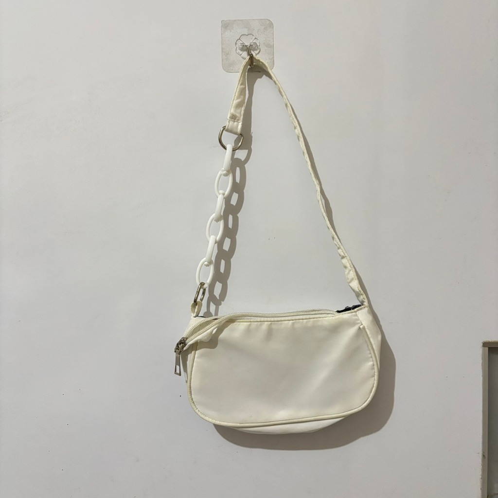 [PRELOVED] White shoulder bag