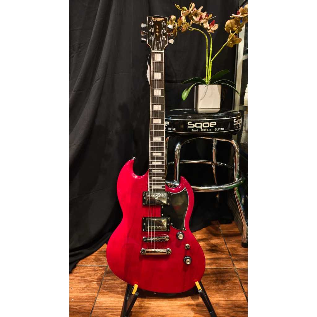 SQOE SESG-450 RED ELECTRIC GUITAR/SQOE SESG-450 RED ELECTRIC GUITAR