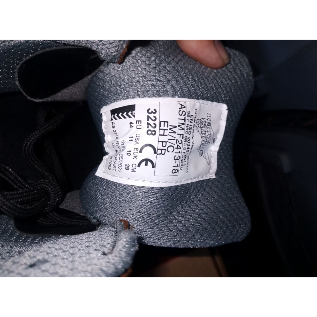 Safety Shoes Red Wing 3228 / Sepatu Safety Red Wing 3228