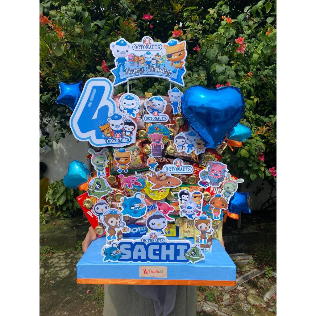 [READY / TIDAK PO] Mading Snack / Tower Snack / High Wall Snack Pakai Balon Foil (Large) Birthday Ul