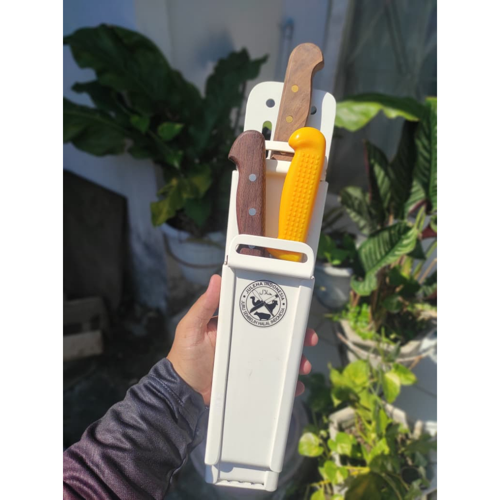 Sarung Knife Scabbard Kapasitas 3 pcs Pisau Panjang Bilah Max 31 cm, Bahan PVC