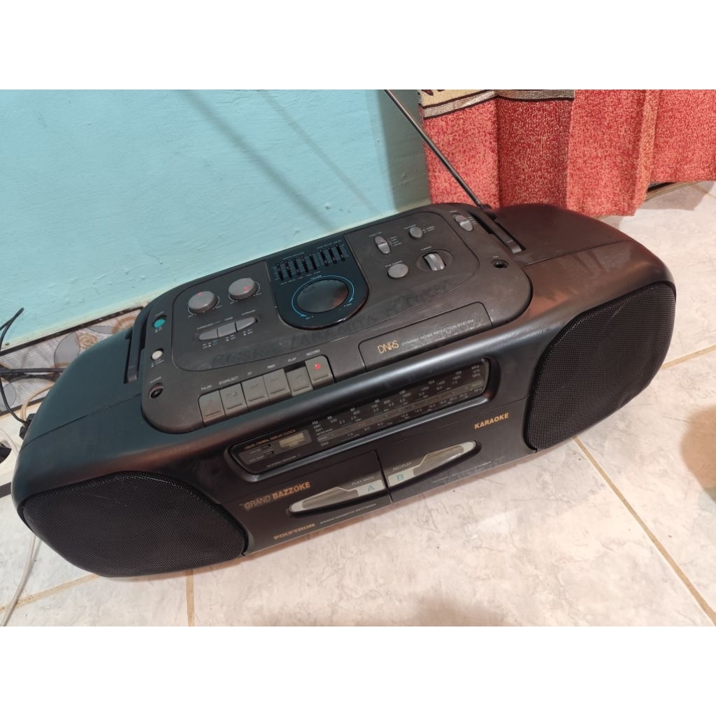 Radio Tipe Antik Jadul Mempesona Bazzoke Polytron PSC 35V, PSC-36KV, PSC 414K