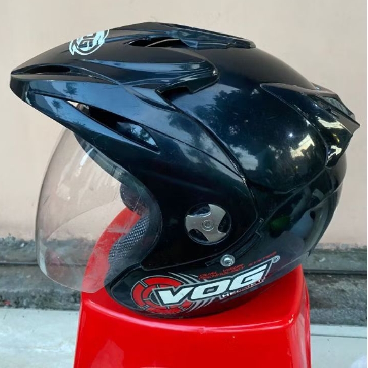 HELM SECOND ORIGINAL VOG VOL