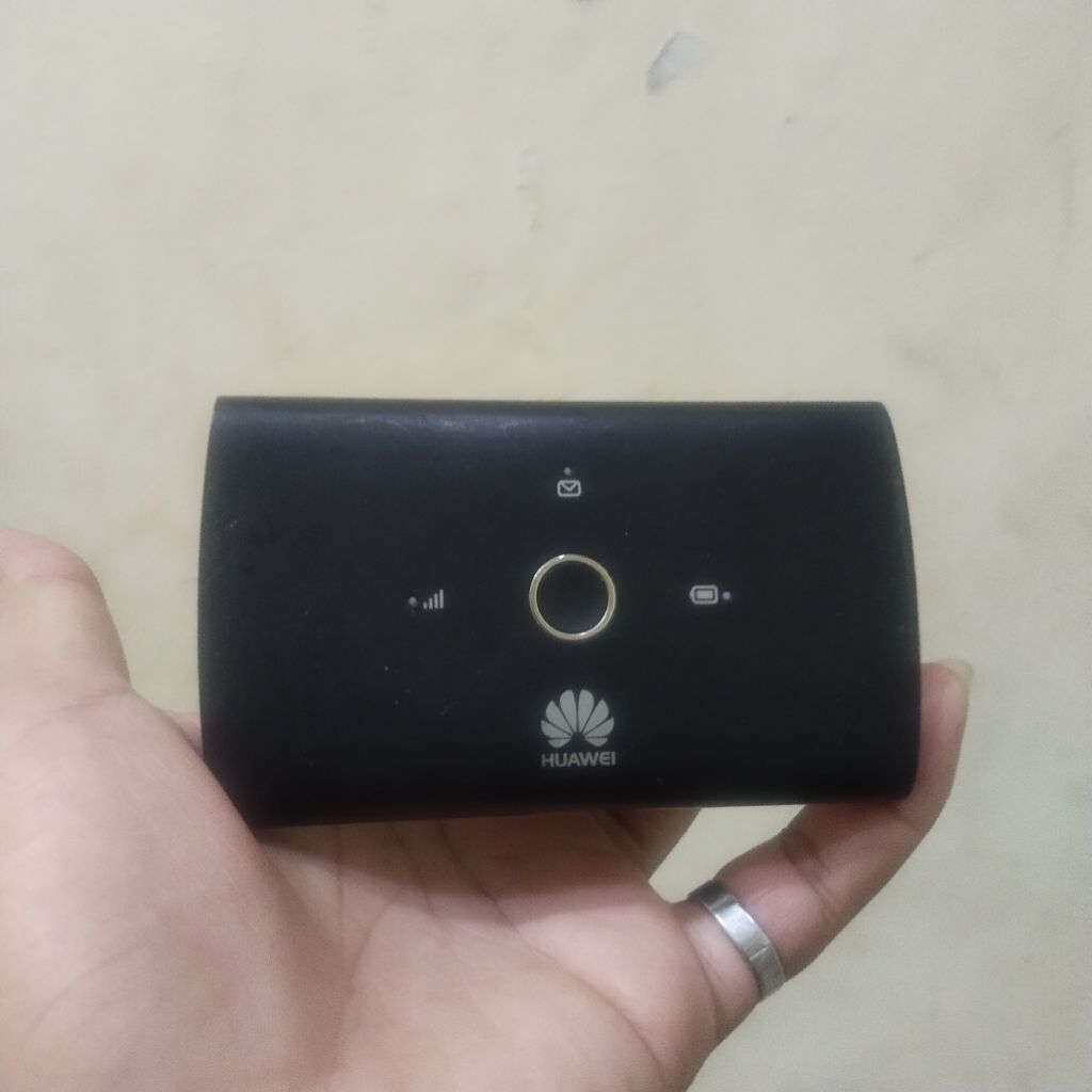 MODEM BOLT E5673s-609