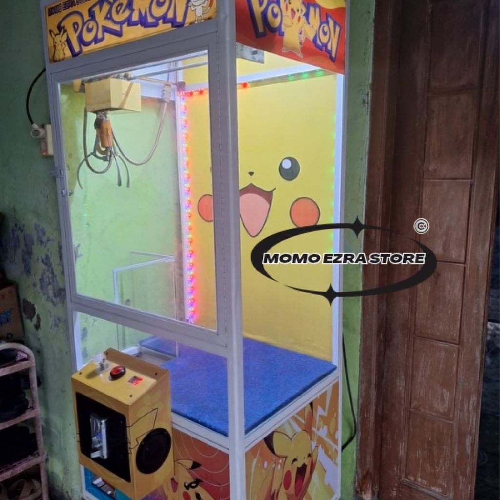 mesin capit boneka second berkualitas , siap pakai.