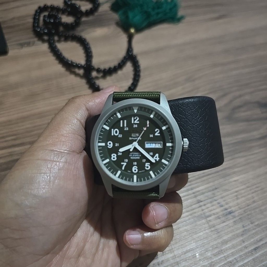 Seiko 5 Sport Military