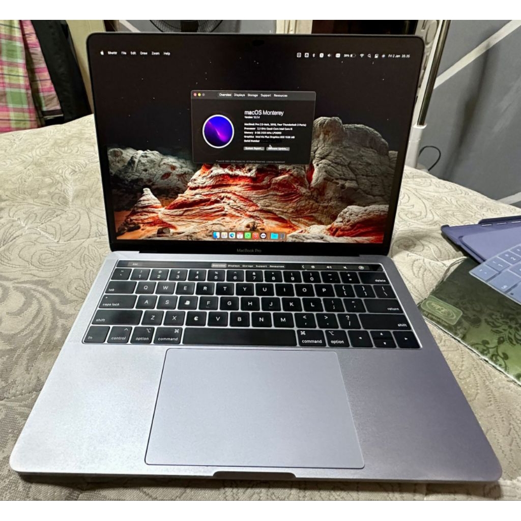 MacBook Pro 2018 Touchbar iCore5 SECOND