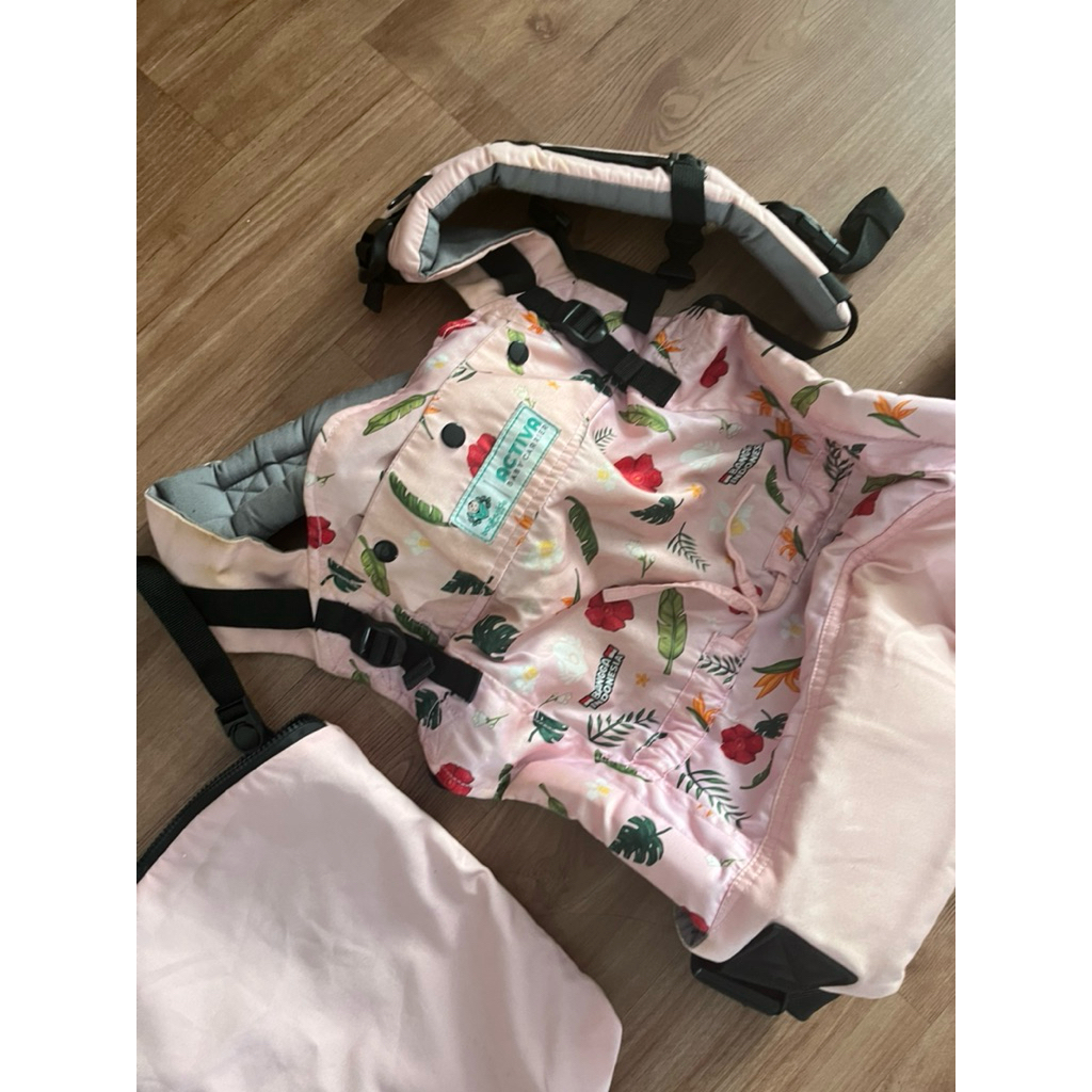 Preloved gendongan m-shape