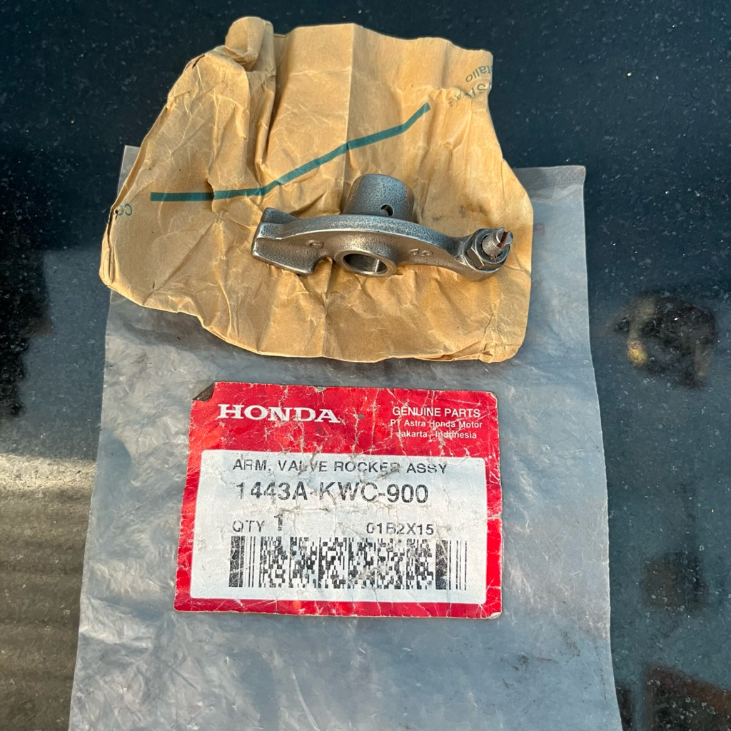pelatuk klep Honda CS1 CS 1 original Nos 1443A-KWC-900
