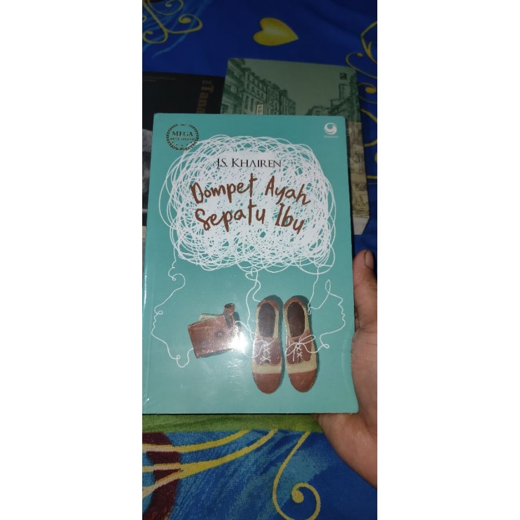 novel dompet ayah sepatu ibu