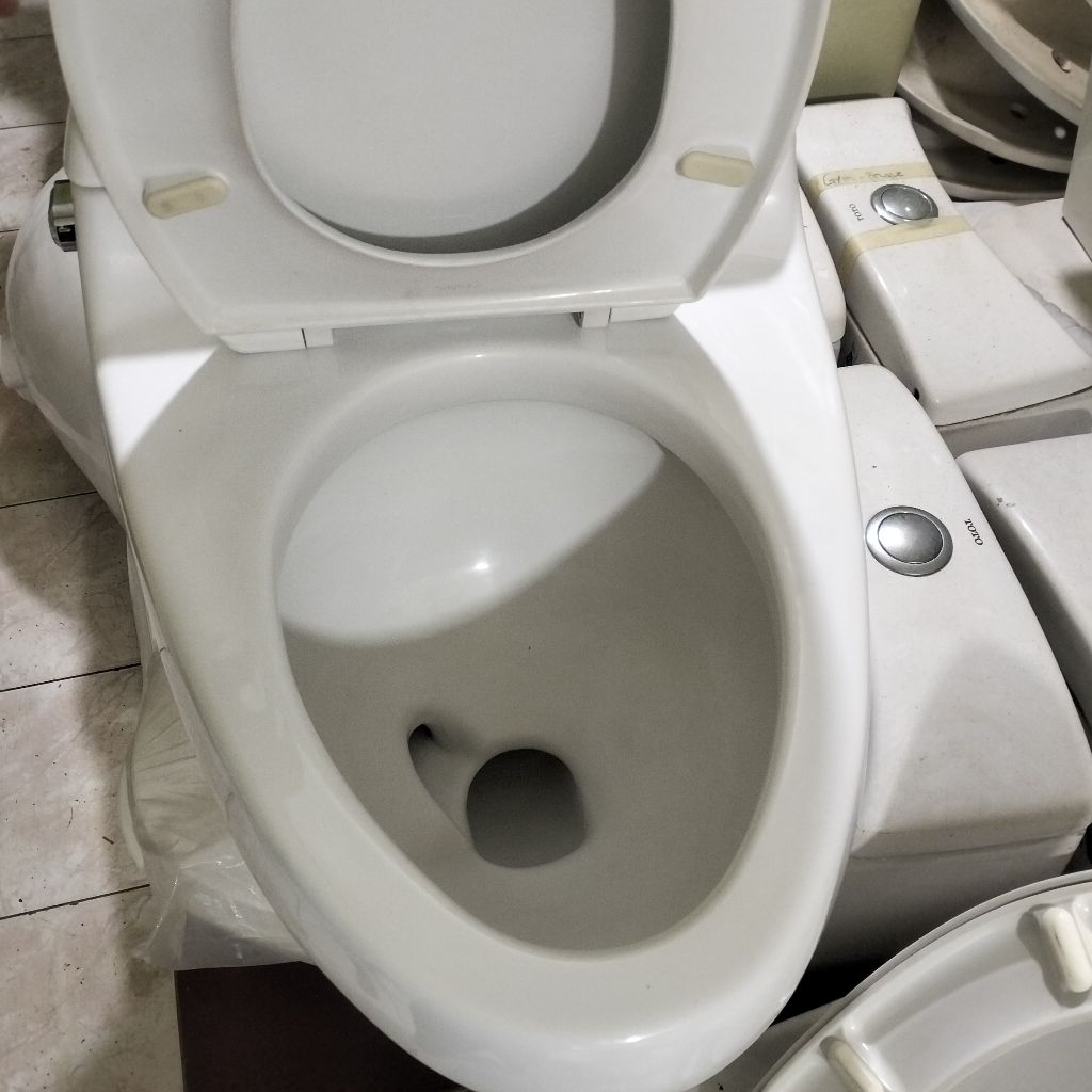 CLOSET DUDUK TOTO C436