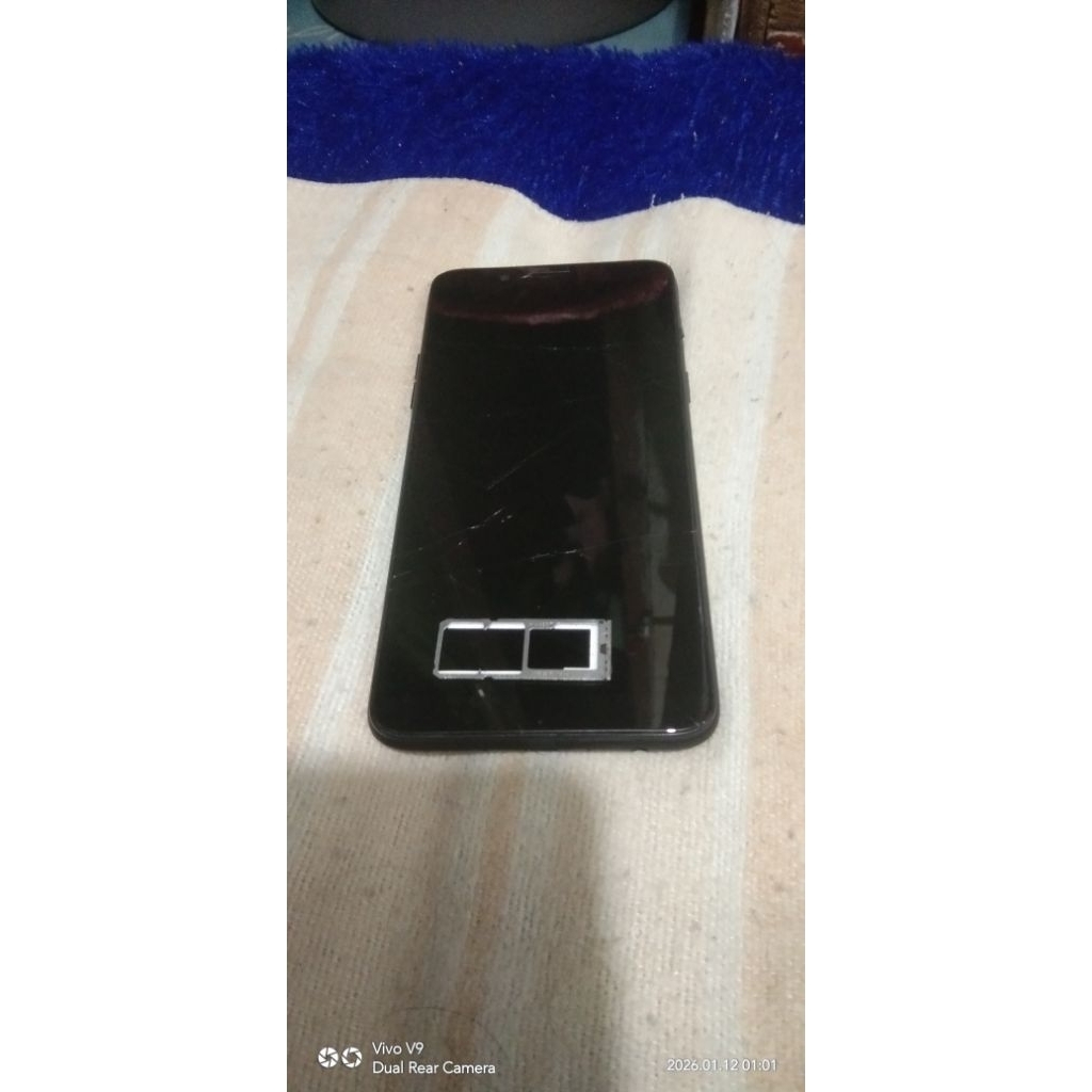 OPPO F5 YOURTH RAM 4/64 ( MENTOG LOGO )
