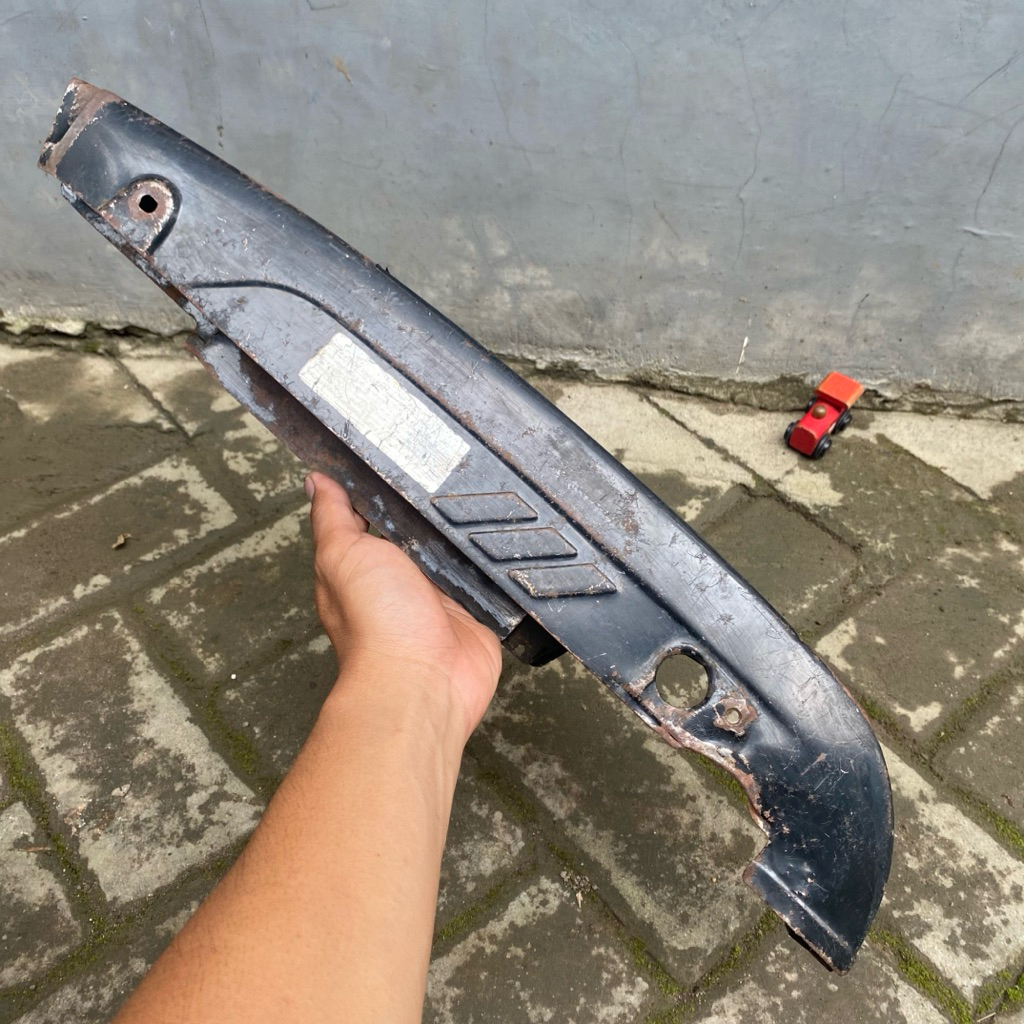 tutup rantai katengkas bagian atas astrea grand impressa sabit original