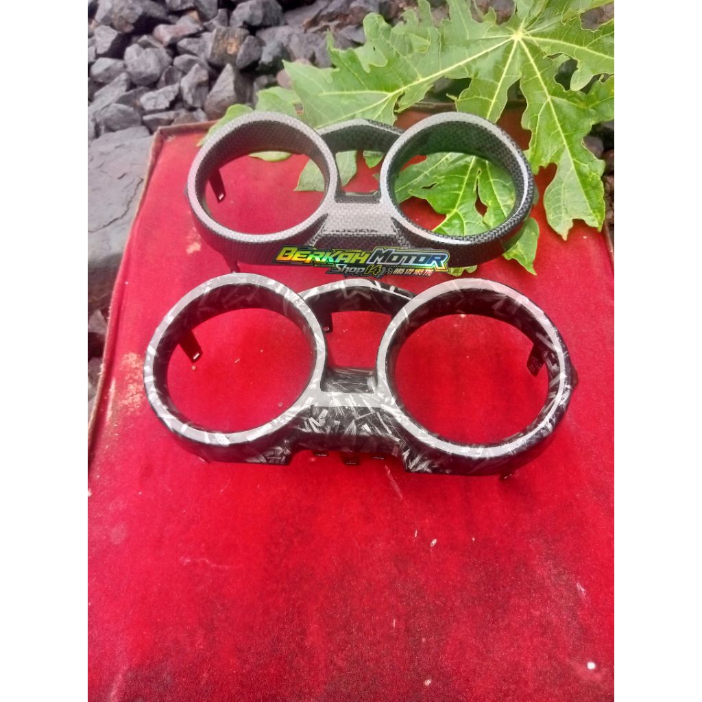 Cover spidometer atas Vixion lama/old Carbon