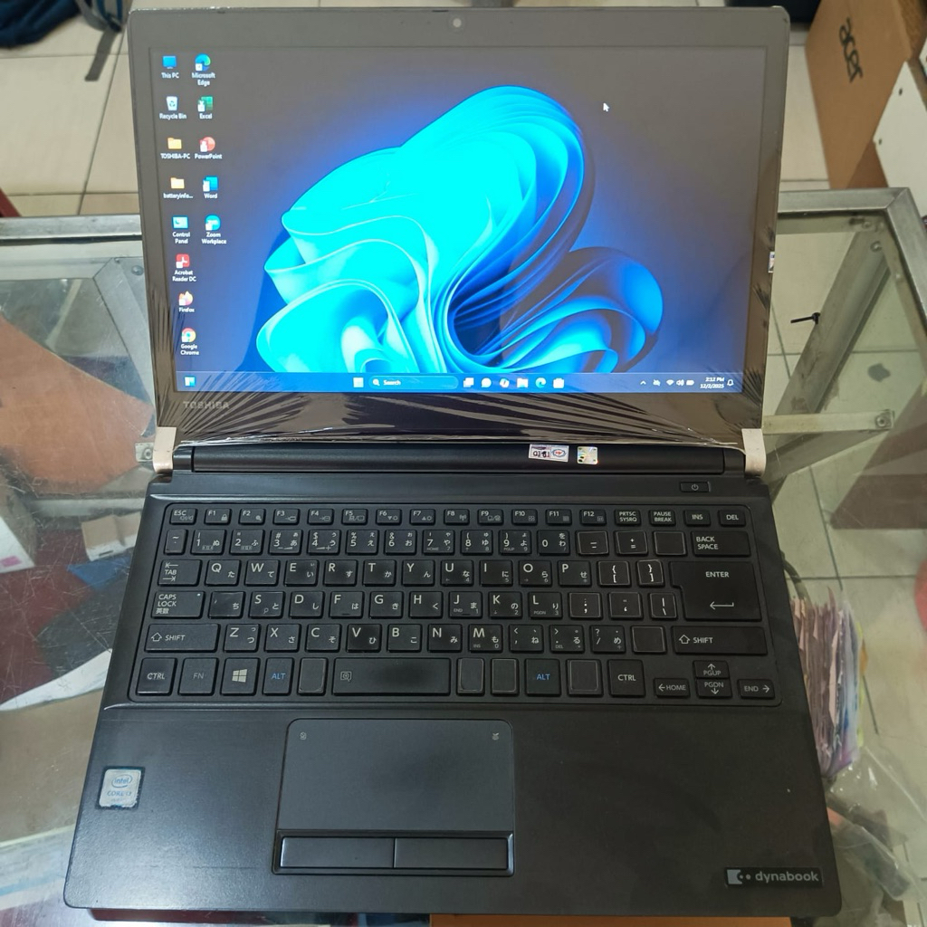 LAPTOP seken TOSHIBA dynabox