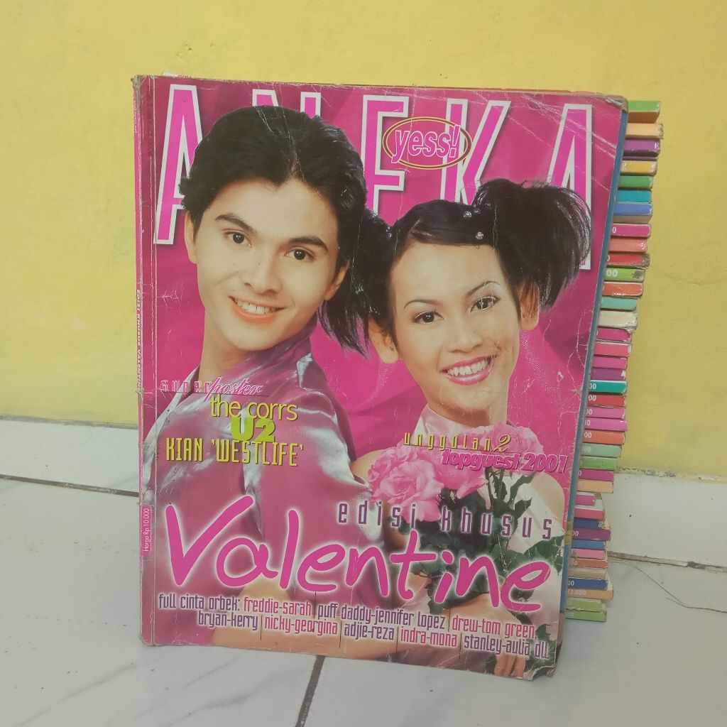 Majalah ANEKA topguest 2001