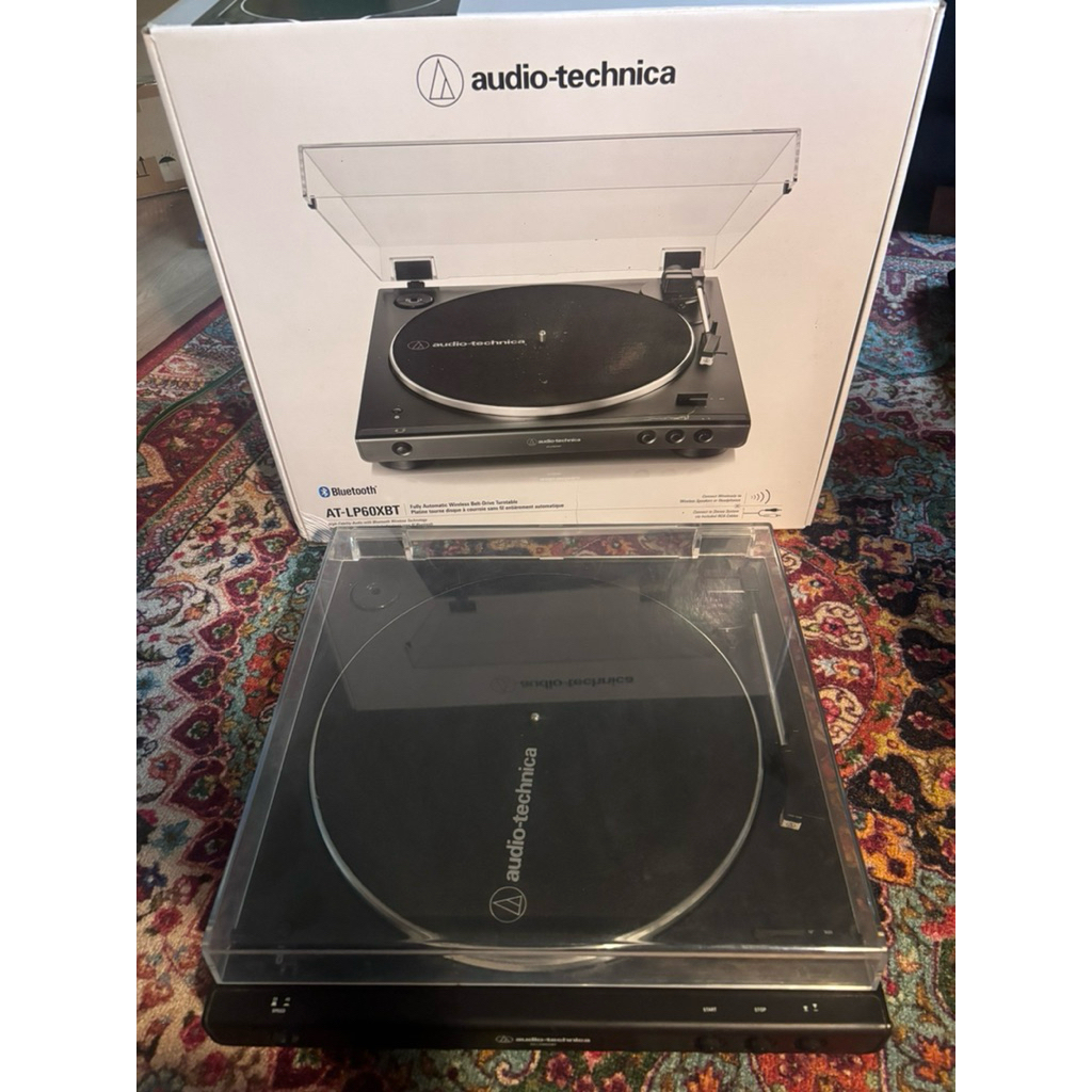 Turntable Audio Technica AT-LP60XBT.
