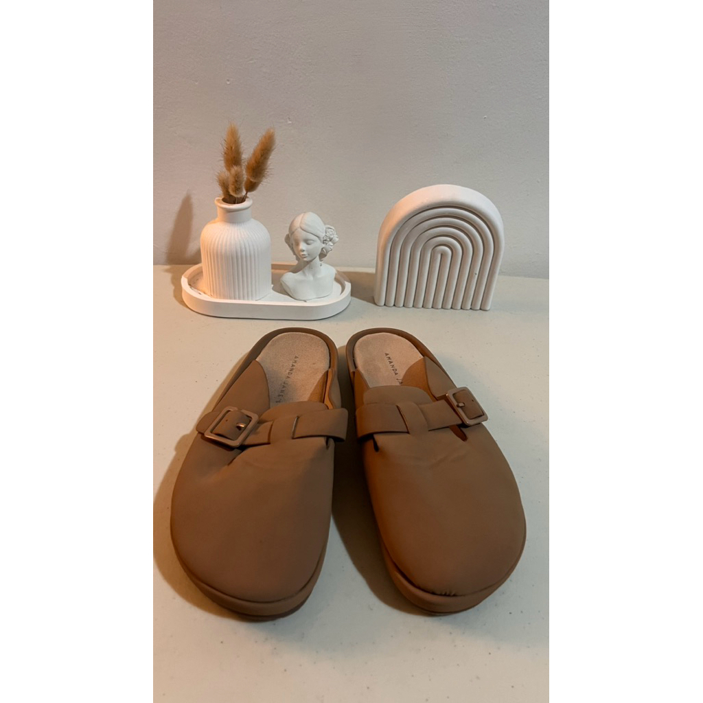 (NEW) Sandal Sepatu Amanda Janes no 40