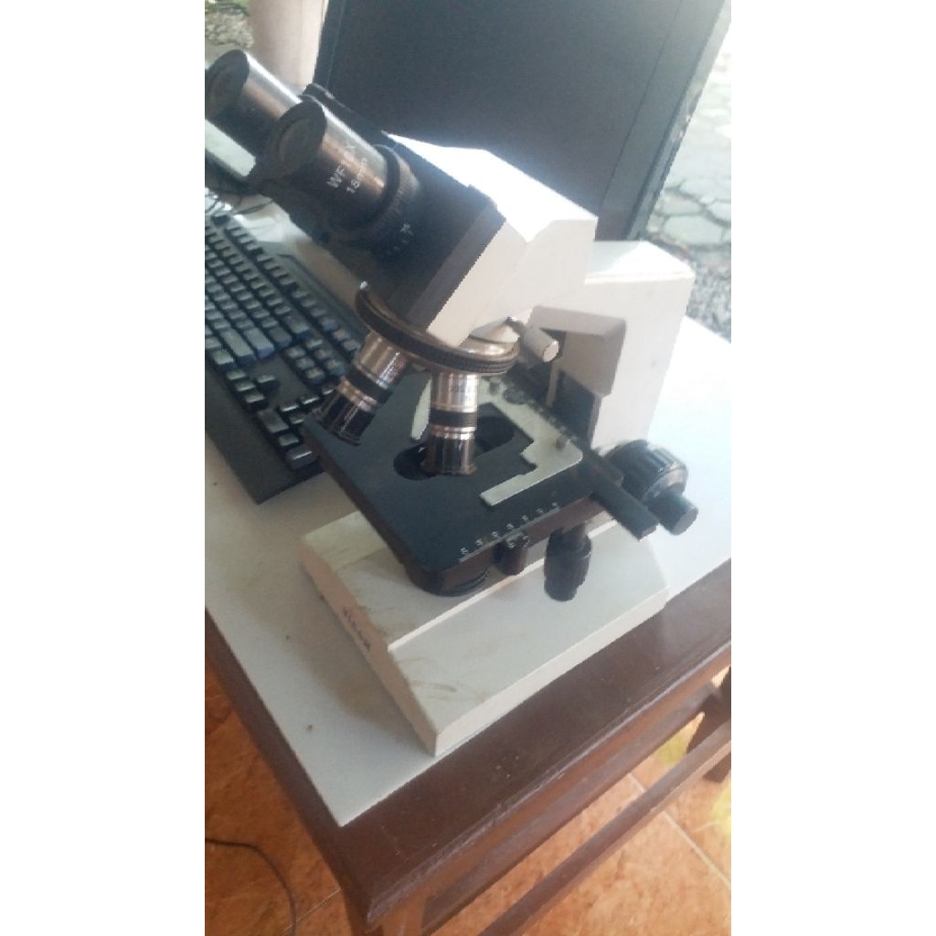 Mikroskop binokuler merk VCOM