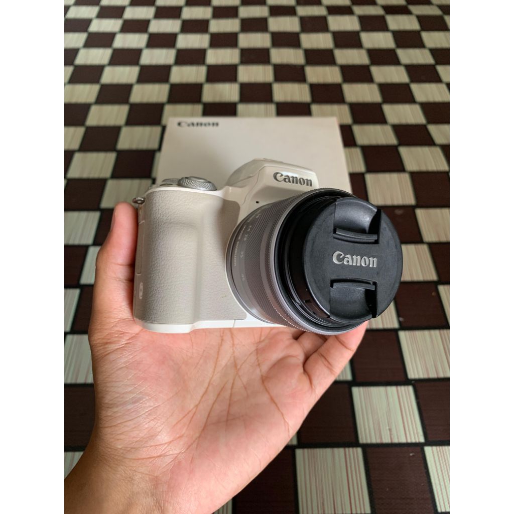 Canon m50 mirrorless