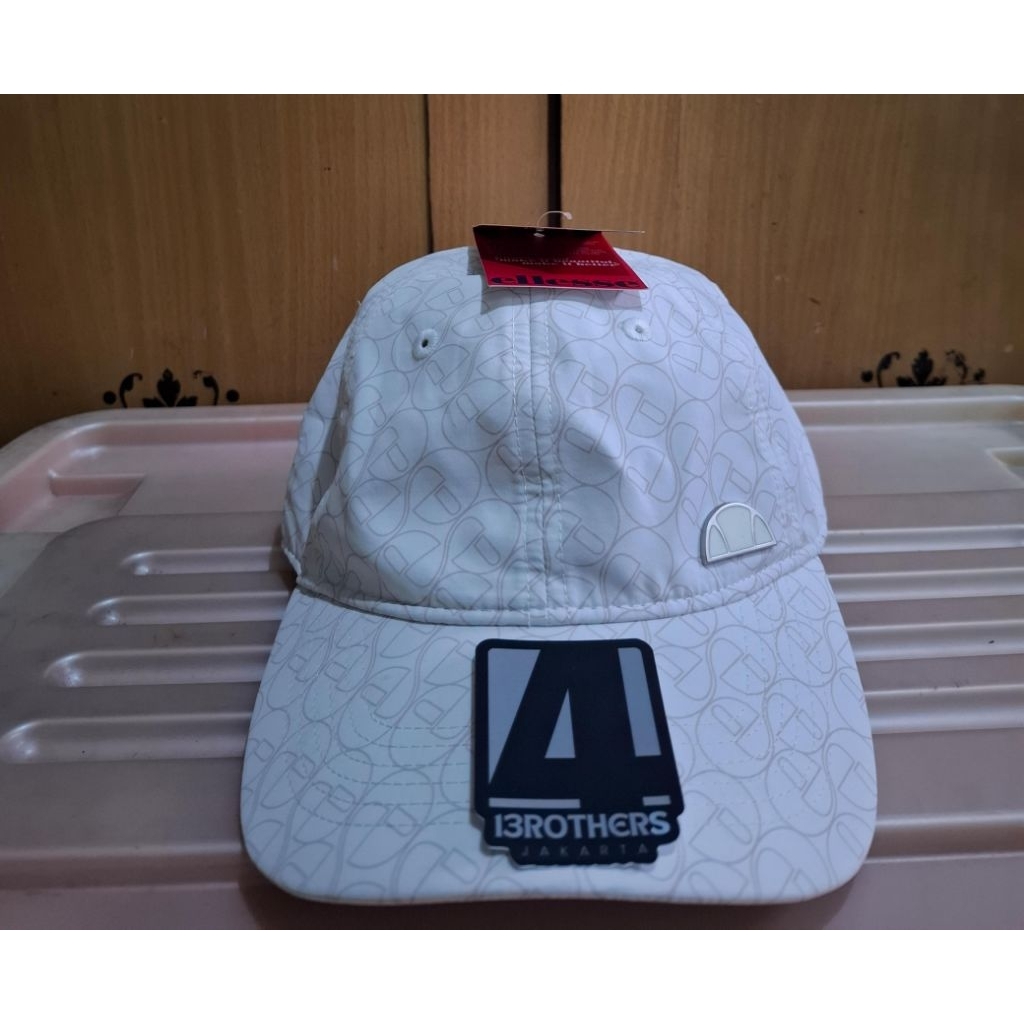 Topi Ellesse Warna Putih Original