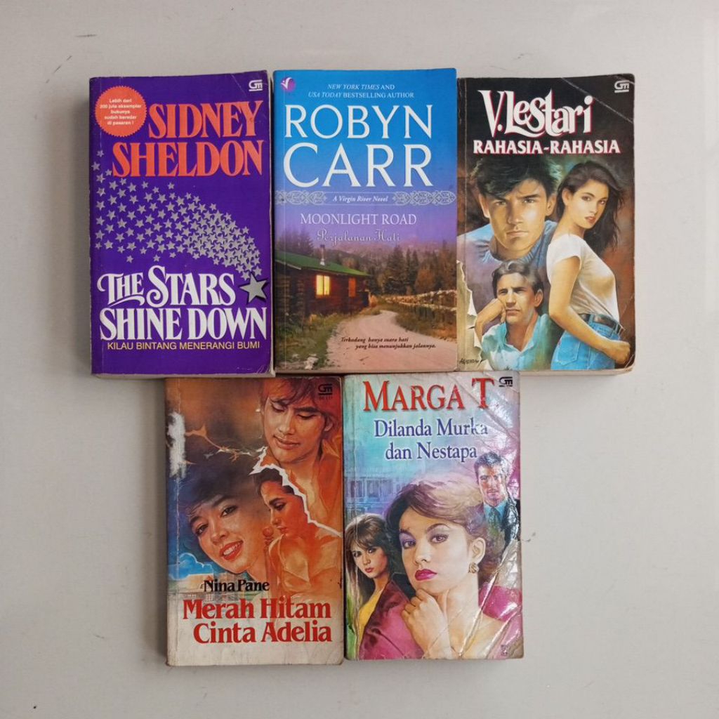 NOVEL NINA PANE MARGA T V LESTARI ROBYN CARR SIDNEY SHELDON SATUAN ORIGINAL