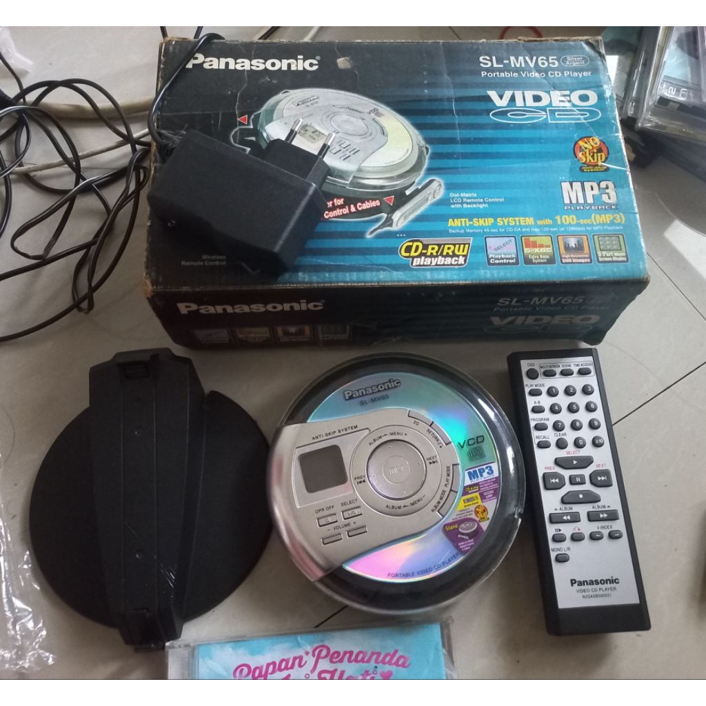 discman panasonic - SL - MV65 - PORTABLE CD PLAYER