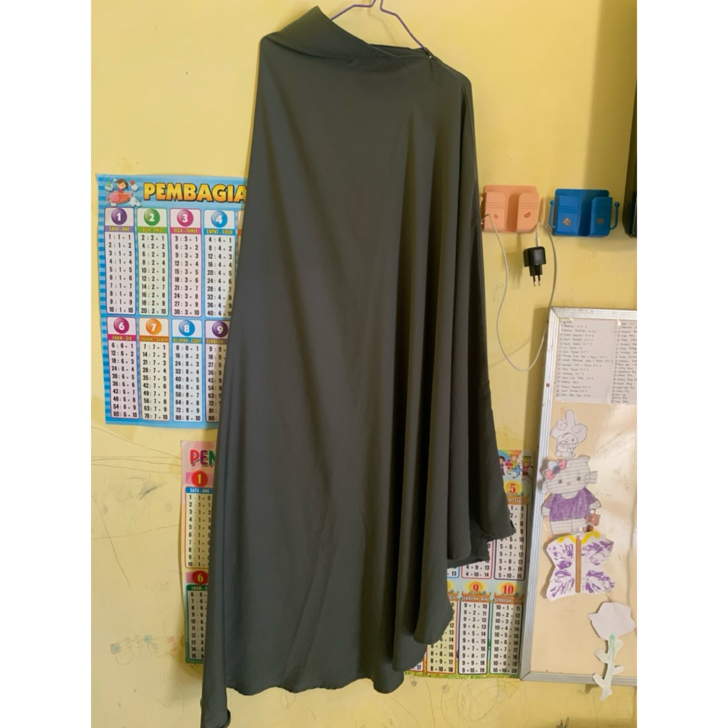 GAMIS PRELOVED / GAMIS SECOND / GAMIS SYARI / PRELOVED KHIMAR / KHIMAR SECOND
