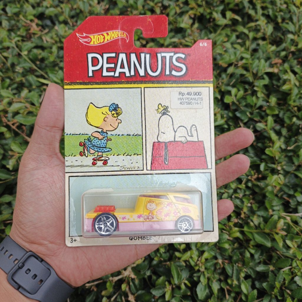 hot wheels peanuts qombee 2017