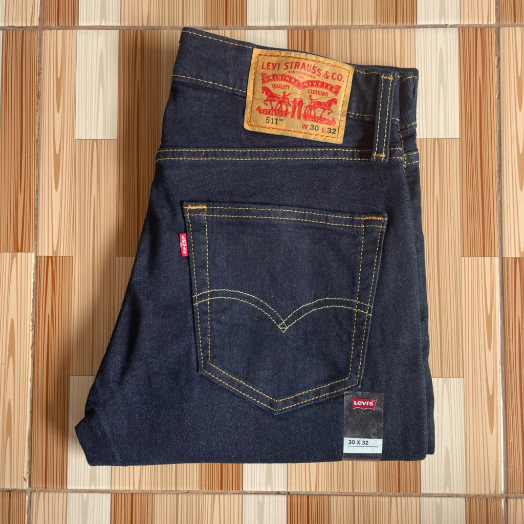 LEVIS 511 / SIZE 30x32 SLIM FIT BLACK GARMENT