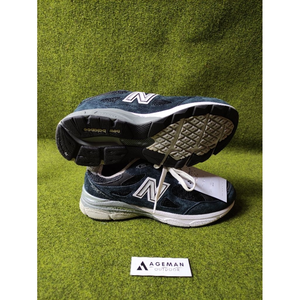 New Balance 990 blue